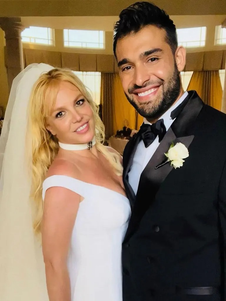 بريتني سبيرز Britney Spears – أحمر شفاه شارلوت تيلبري Charlotte Tilbury