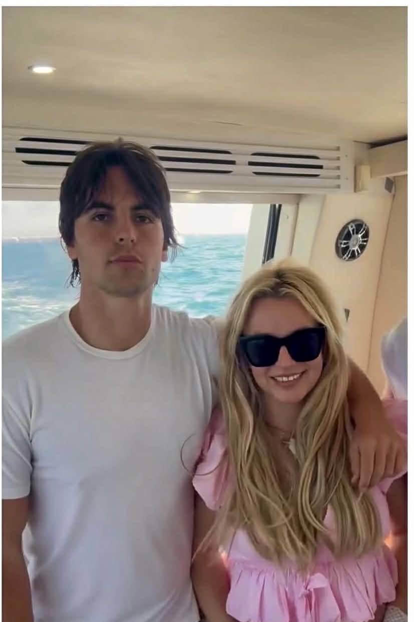 بريتني سبيرز مع ابنها