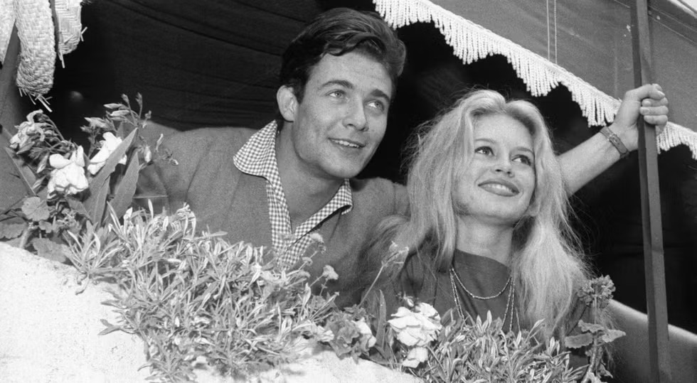 بريجيت باردو Brigitte Bardot وجاك شارييه Jacques Charrier، سان تروبيه