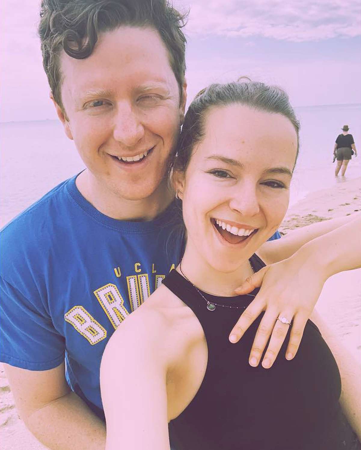 بريدجيت ميندلر Bridgit Mendler