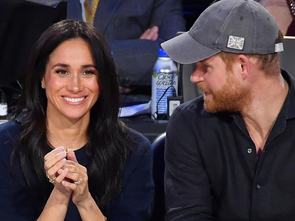 بريق غامض في ملاعب السلة خاتم يسرق الأضواء