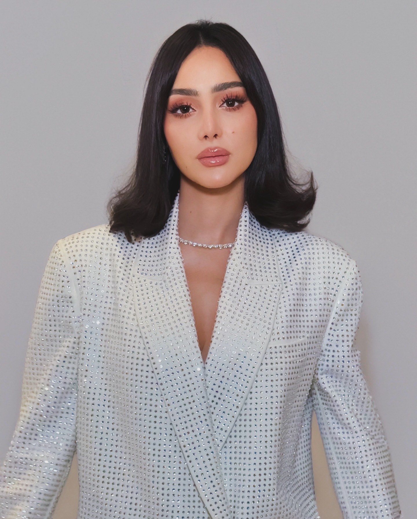 بسمة بوسيل الأنظار ماسية برّاقة من دار مجوهرات The Diamond Gallery Jewellery