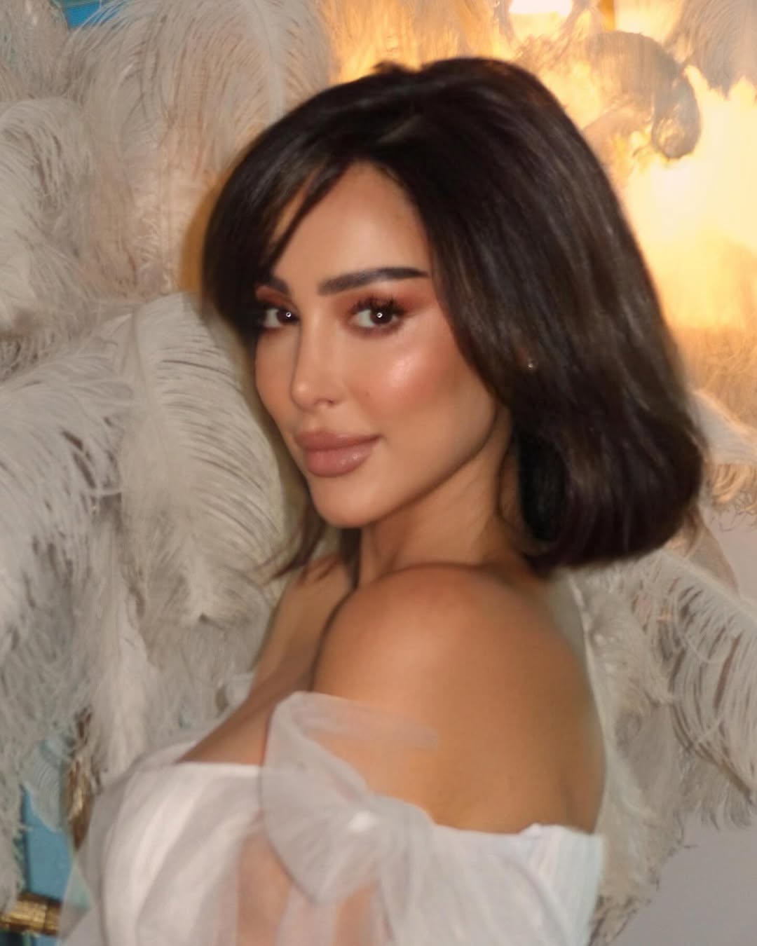 بسمة بوسيل بفستان الزفاف