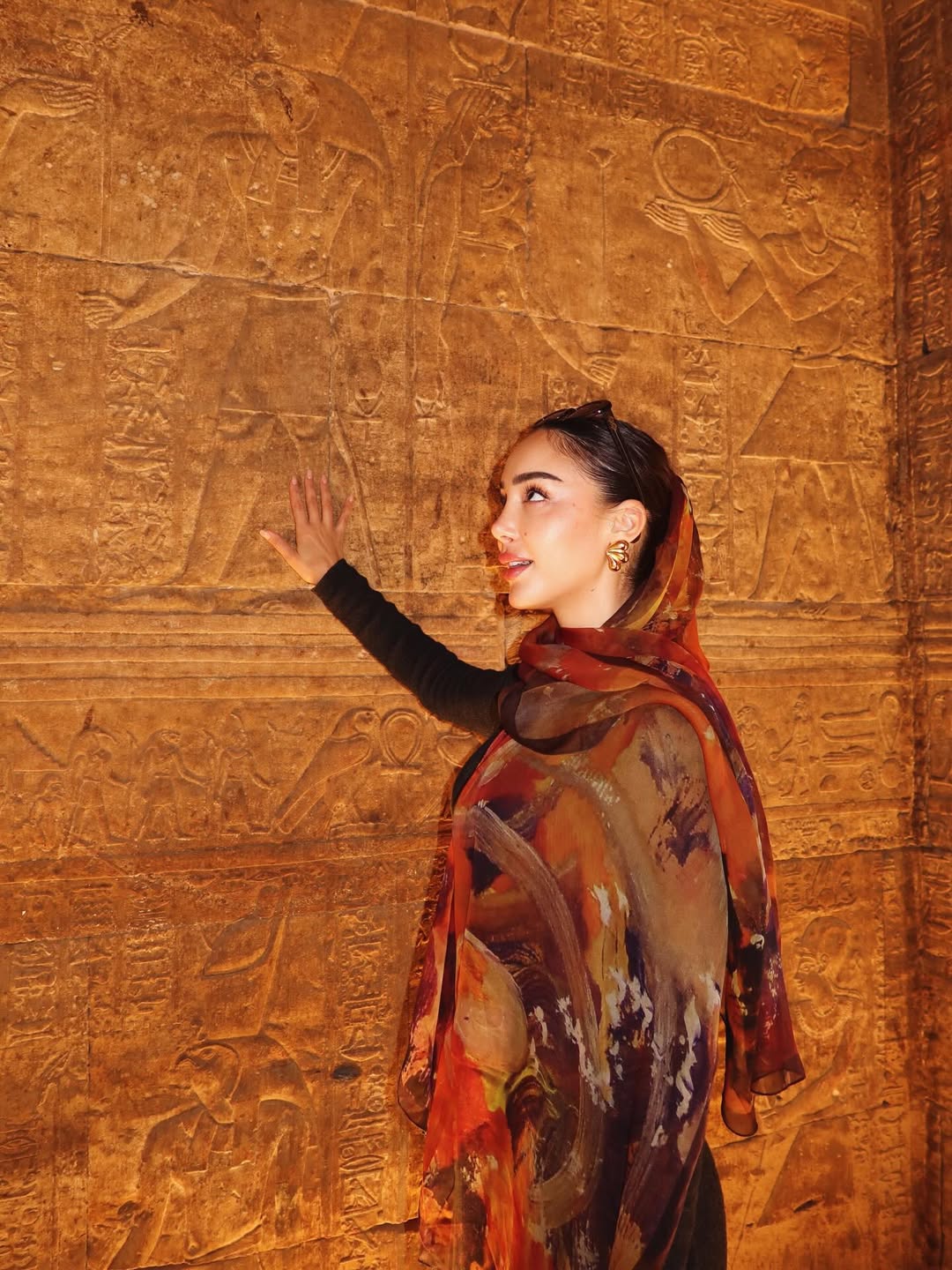  بسمة بوسيل في معظم أركان المعب