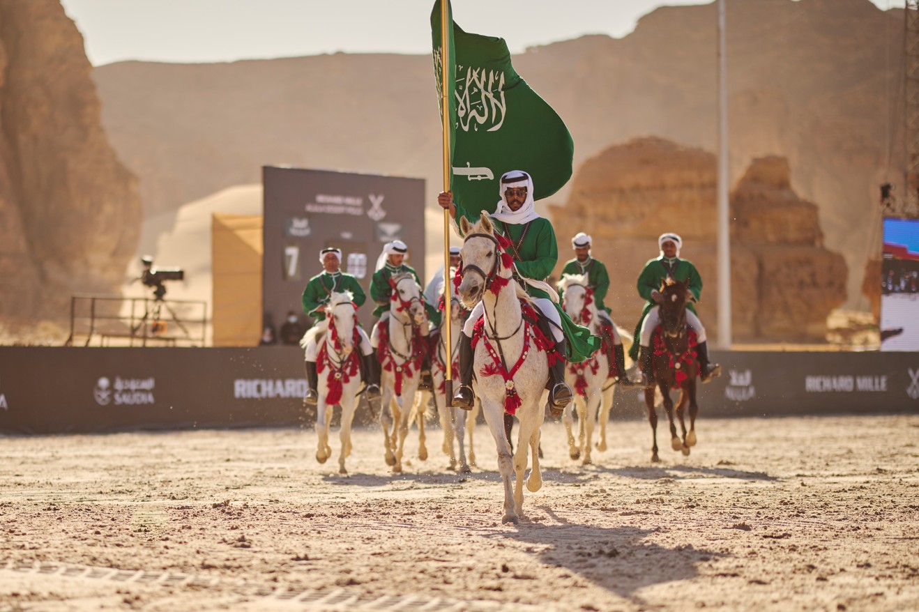 بطولة العُلا لبولو الصحراء… موعد مع الفخامة تحت سماء التاريخ