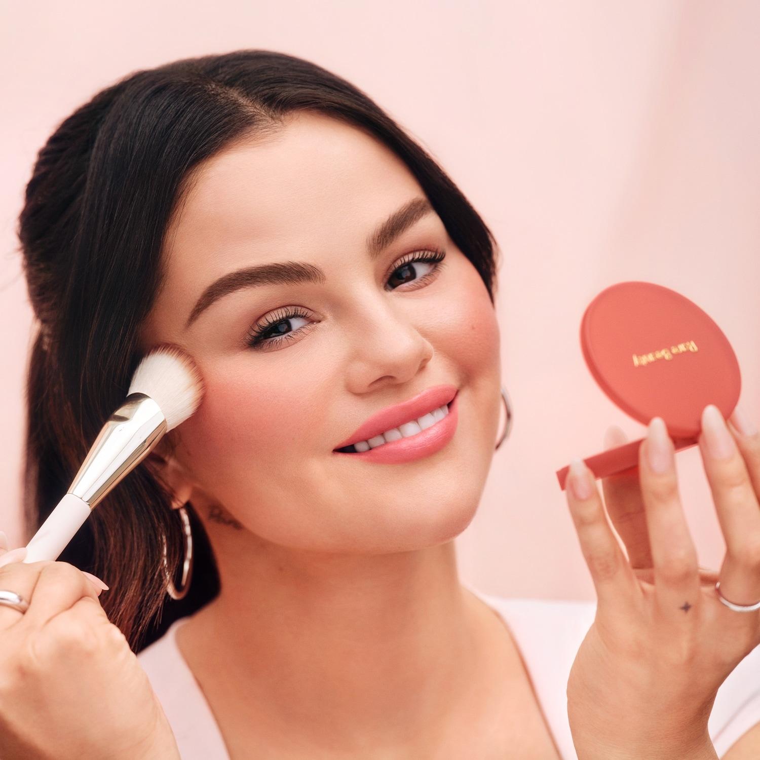 بلاش Soft Pinch Matte Bouncy Blush من Rare Beauty