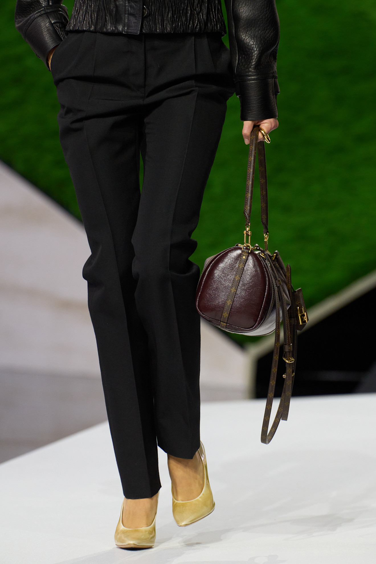 بنطال مستقيم من LOUIS VUITTON