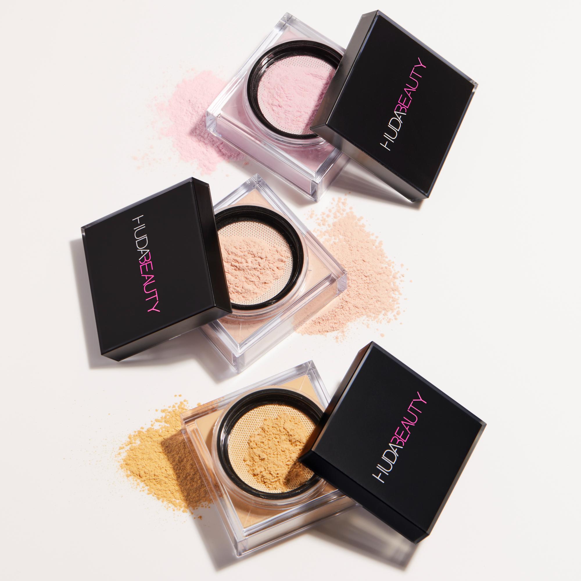 بودرة EASY BAKE الخالية من العطور من هدى بيوتي