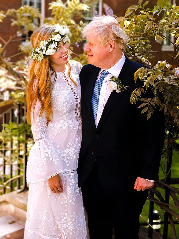 بوريس جونسون Boris Johnson وكاري سيموندز Carrie Symonds