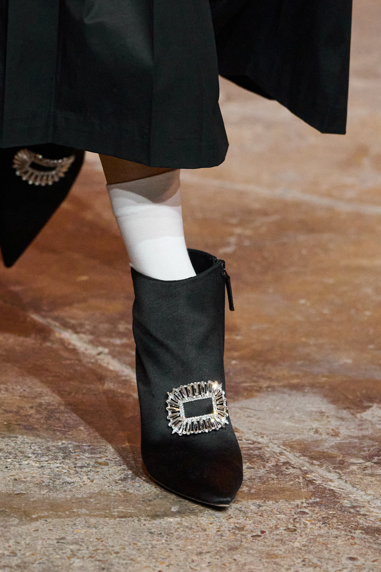 بوس قصير من Coker