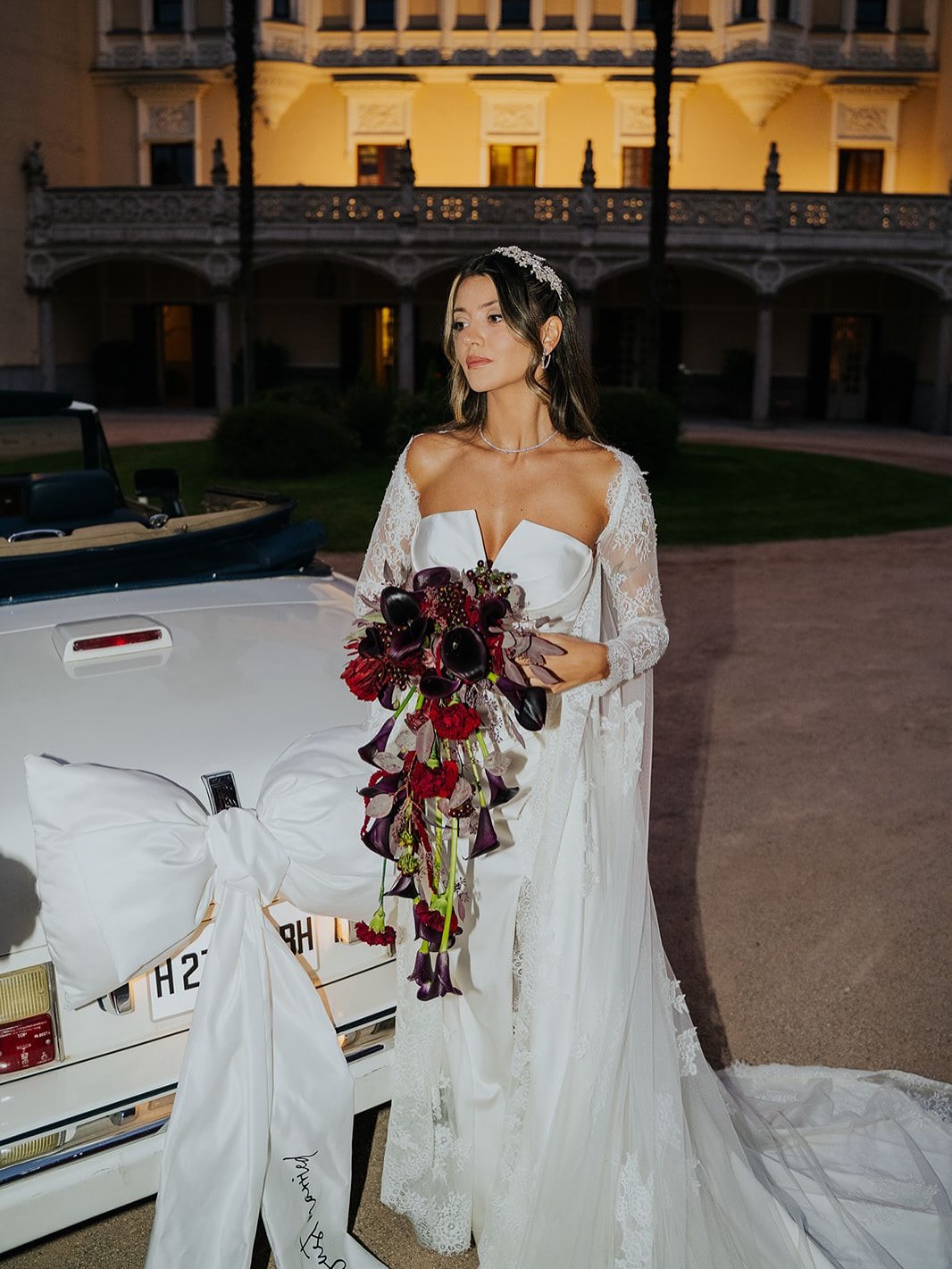 بوكيه الورد التي حملتها نورهان وليد توفيق