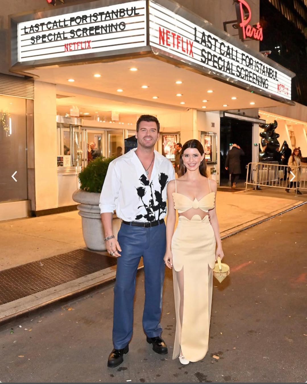 بيرين سات بتنورة ماكسي بخصر عالي