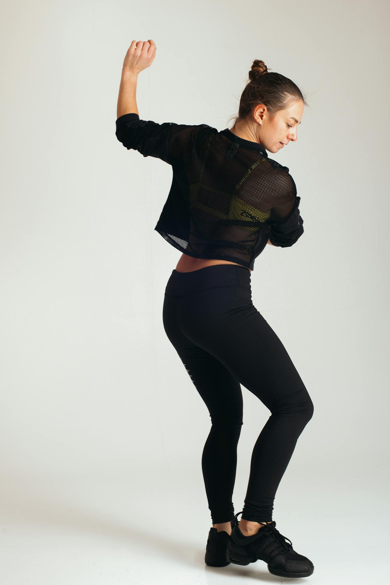 تأمل الرقص الحركي أحد تمارين رياضة التأمل النشط لرشاقة دائمة