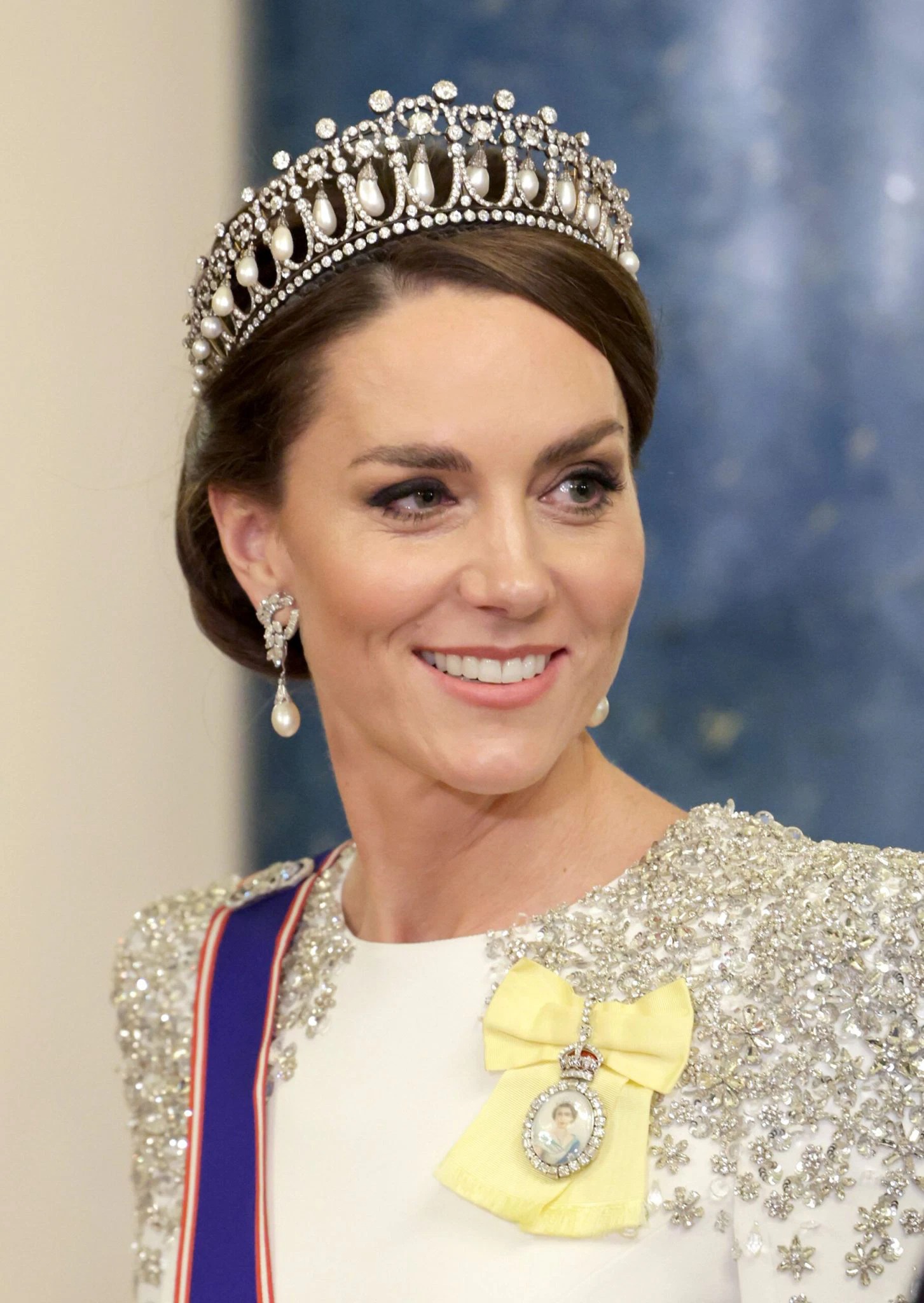 تاج عقدة الحب Lover’s Knot Tiara