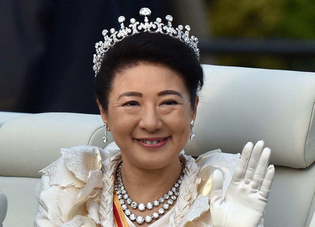 تاج Meiji Tiara من أهم القطع في صندوق مجوهرات العائلة المالكة اليابانية