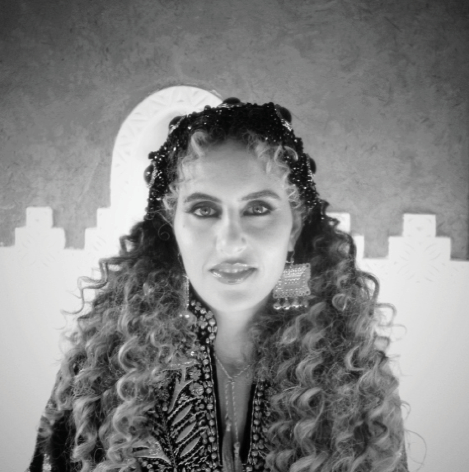 تام تام فنانة سعودية