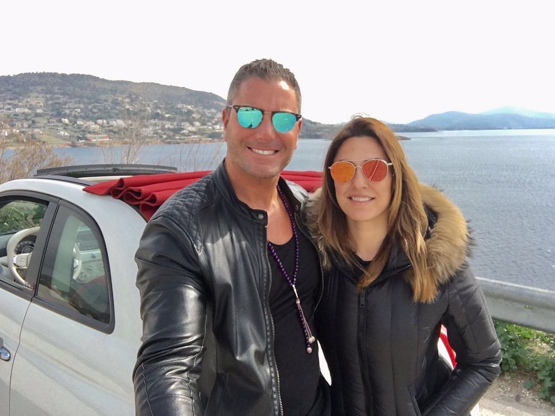 تامر هجرس يندم على تأخره بالزواج