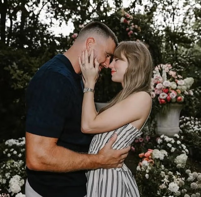 تايلور سويفت Taylor Swift وترافيس كيلسي Travis Kelce
