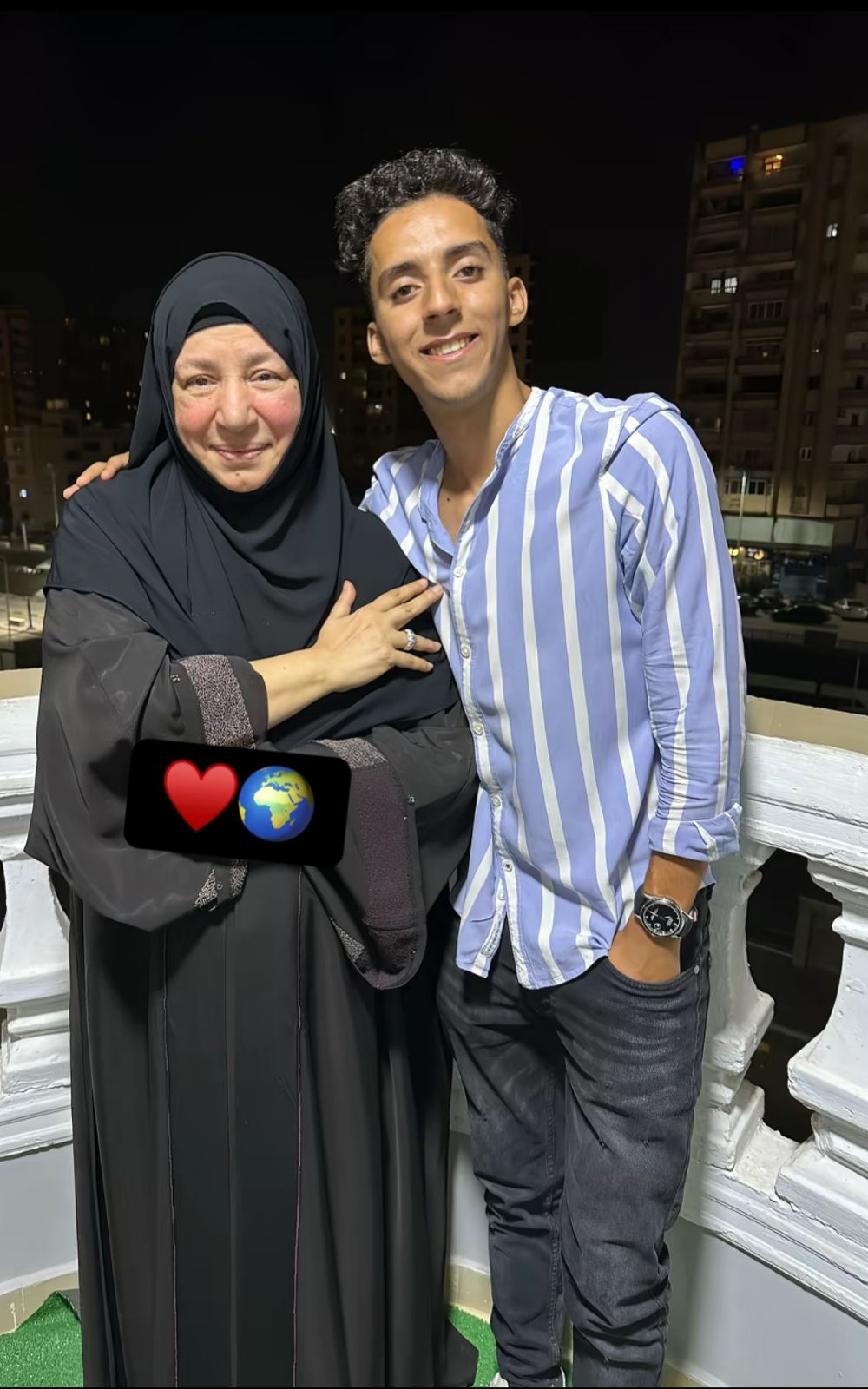 أحدث صورة متداولة للفنانة عبلة كامل