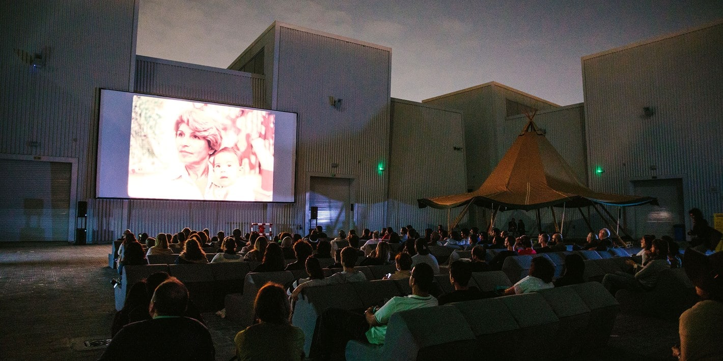 تجارب فنية متنوعة في السركال أفنيو