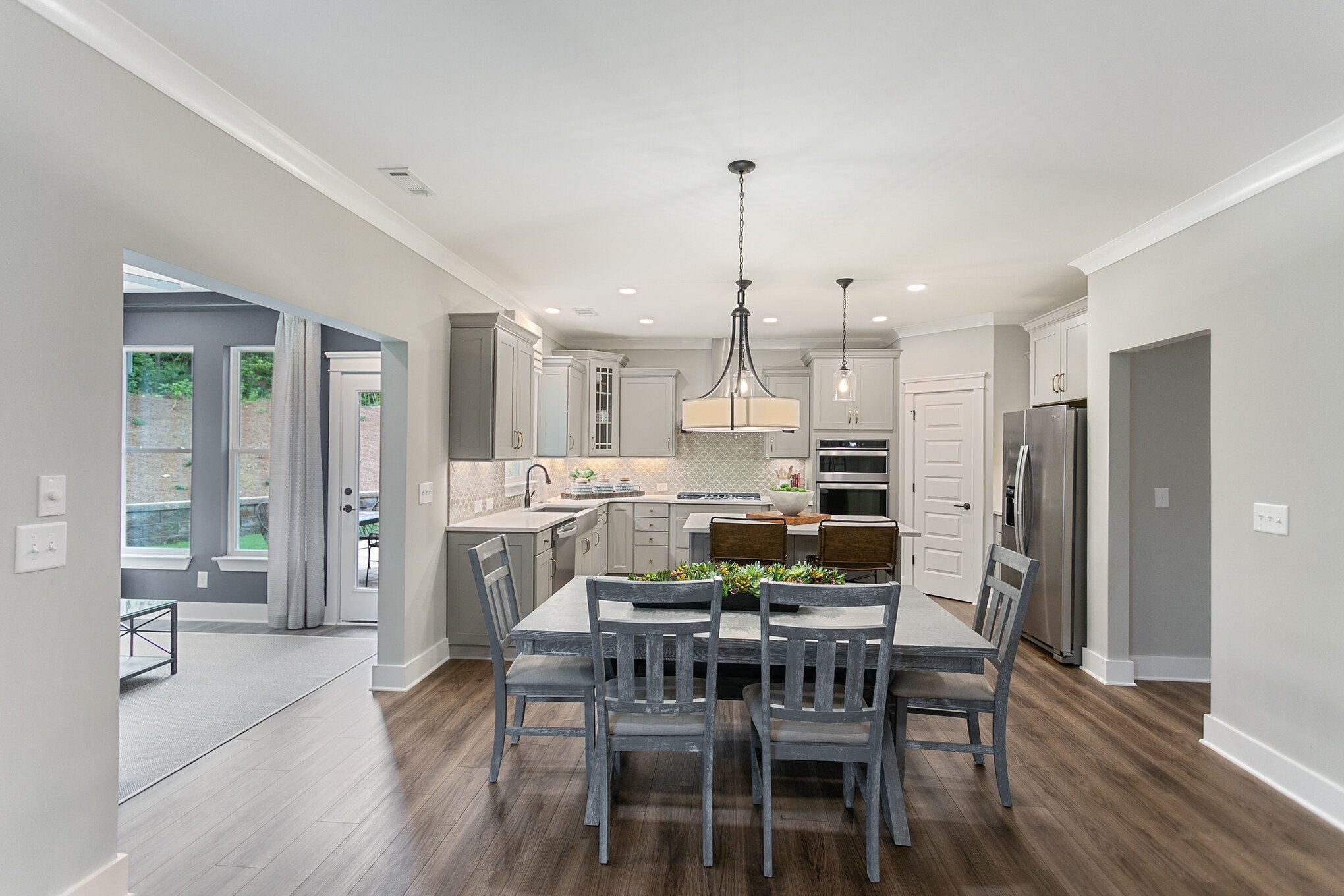 تجذب العقارات التي تعتمد على ألواح الفينيل الفاخر عدد أكبر من المشترين