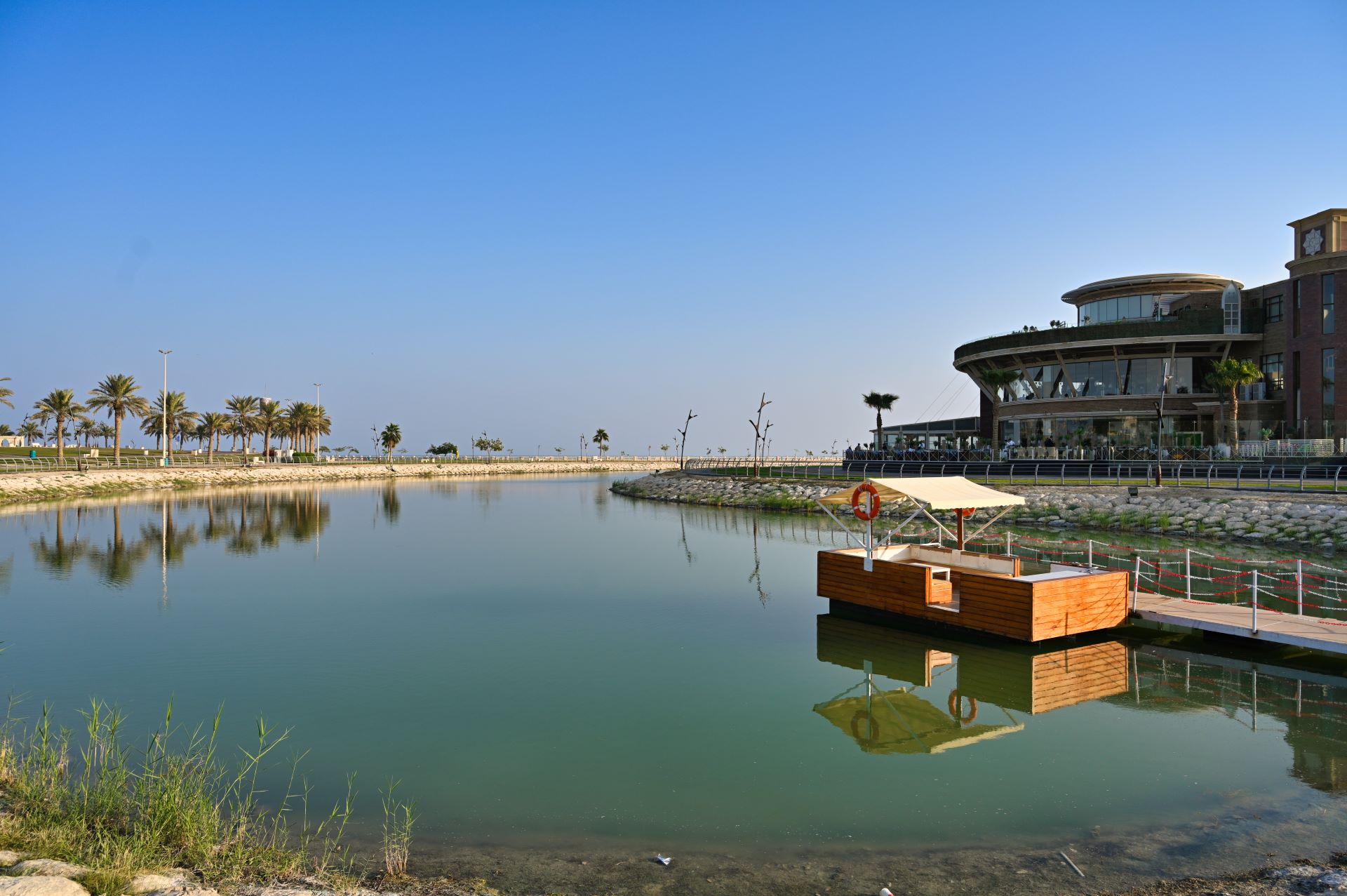 تجربة بحرية مميزة تنتظركم في الخبر