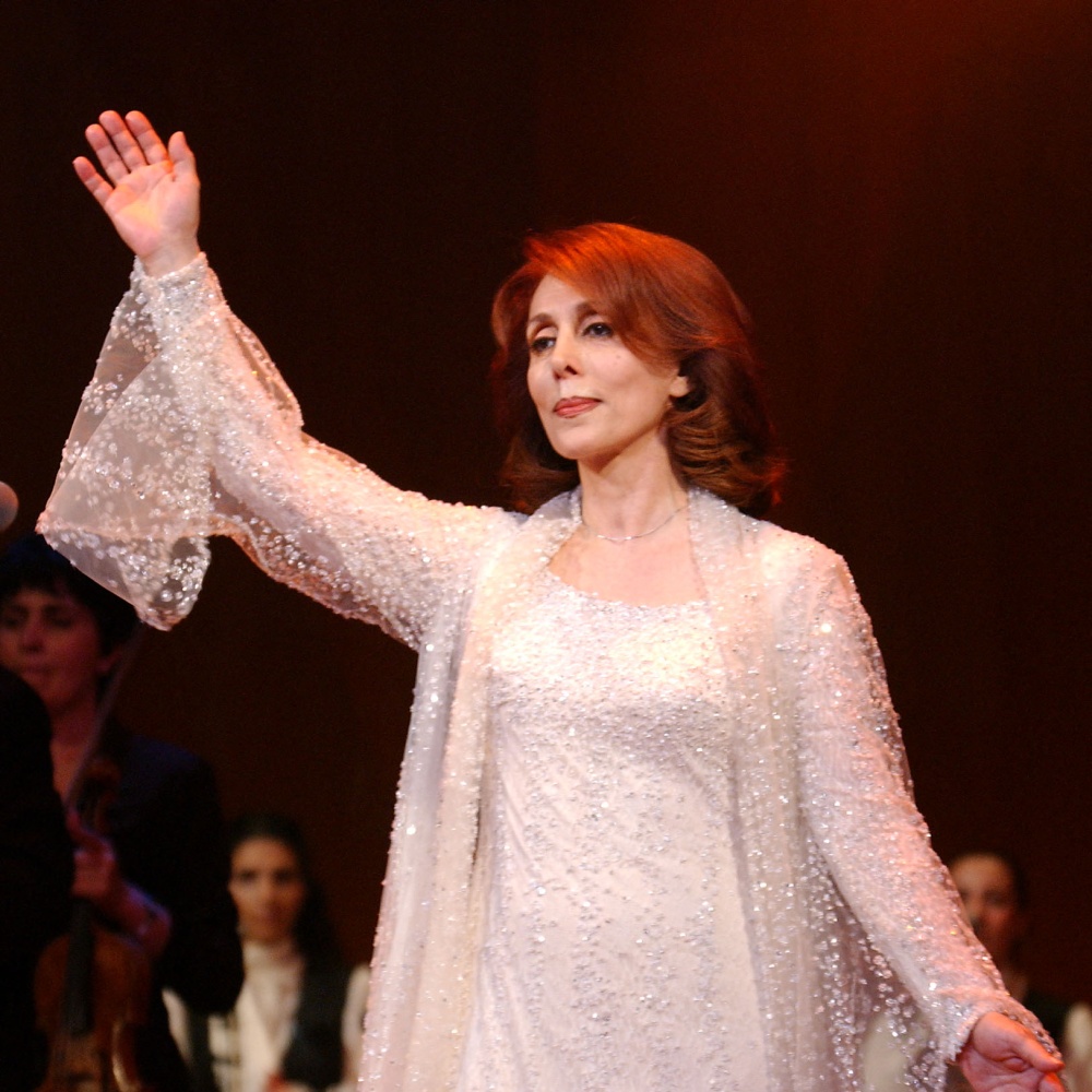 تحملت فيروز مرض نجلها هلي حتى رحيله