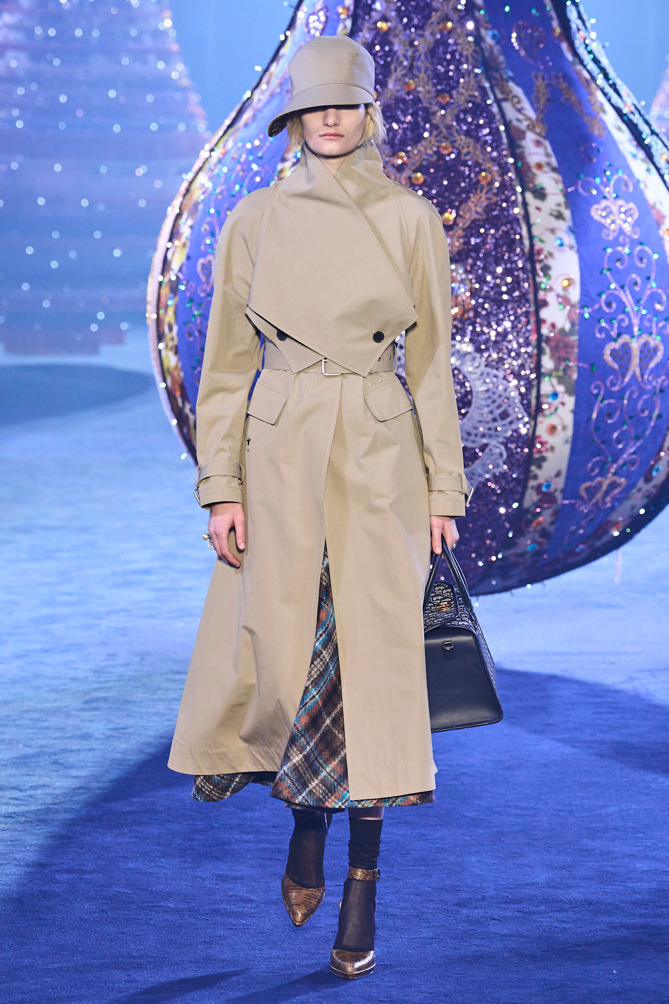 ترنش كوت محدد الخصر من Dior