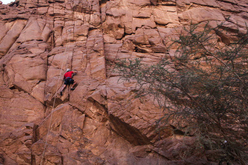 تسلق الصخور في دهب