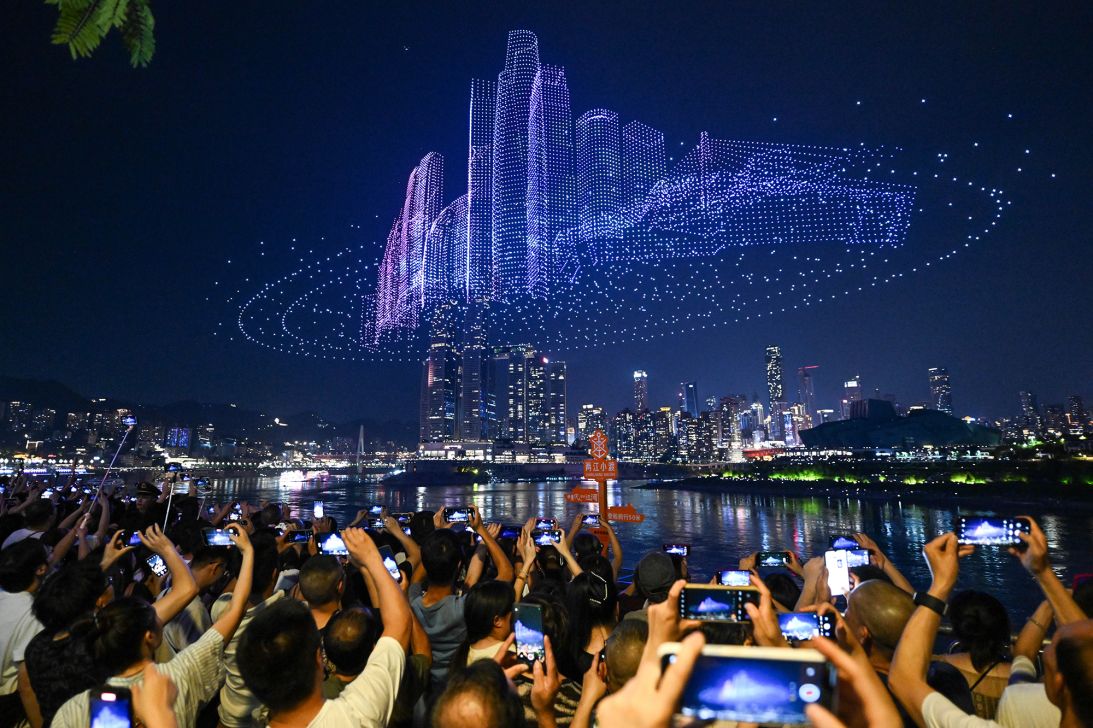 تشونغتشينغ Chongqing – وجهتك للاستمتاع بالينابيع الحارة والمأكولات الصينية الشتوية الدافئة