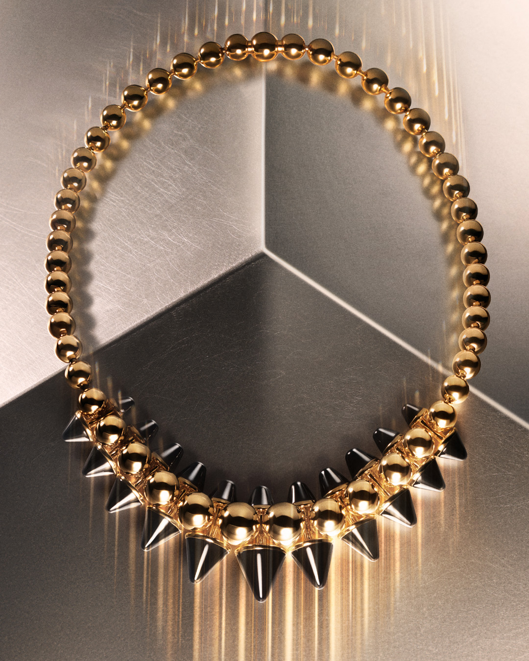 قلادة فاخرة من مجموعة Clash de Cartier