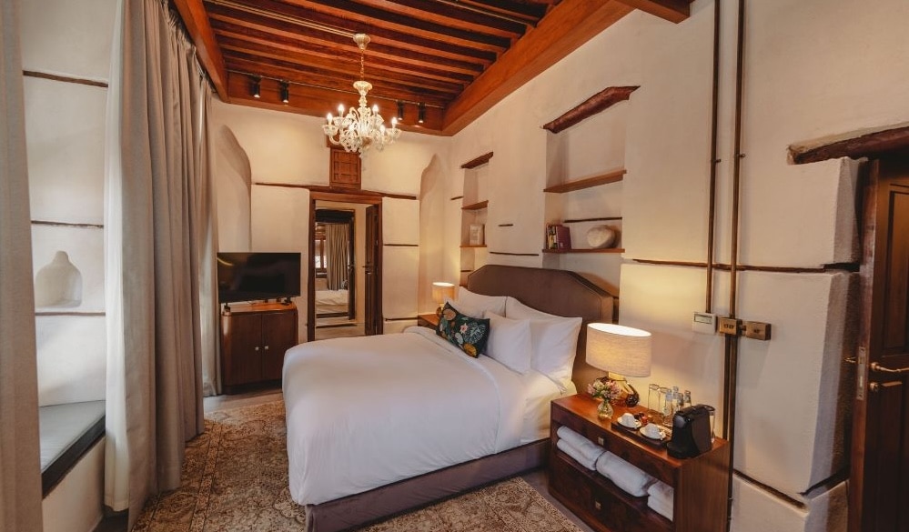 تصميم ساحر ودافئ لغرف بيت كدوان