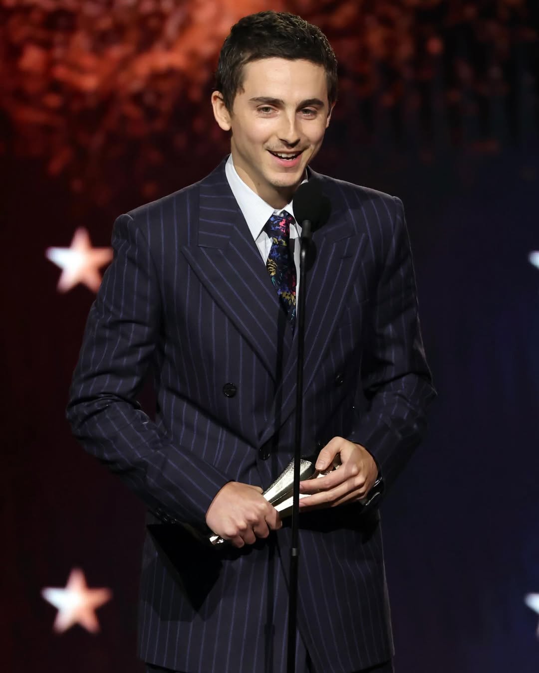 كيف بدأت قصة ارتباط كايلي جينر وتيموثي شالاميت؟