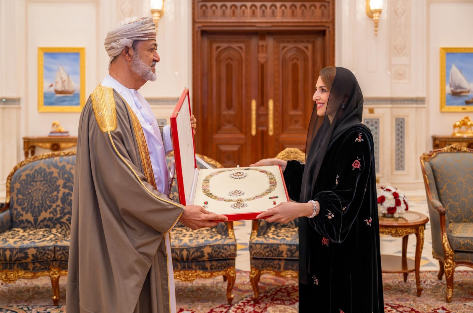 تقديرًا لجهودها الجليلة وعطائها المثمر لخدمة الوطن