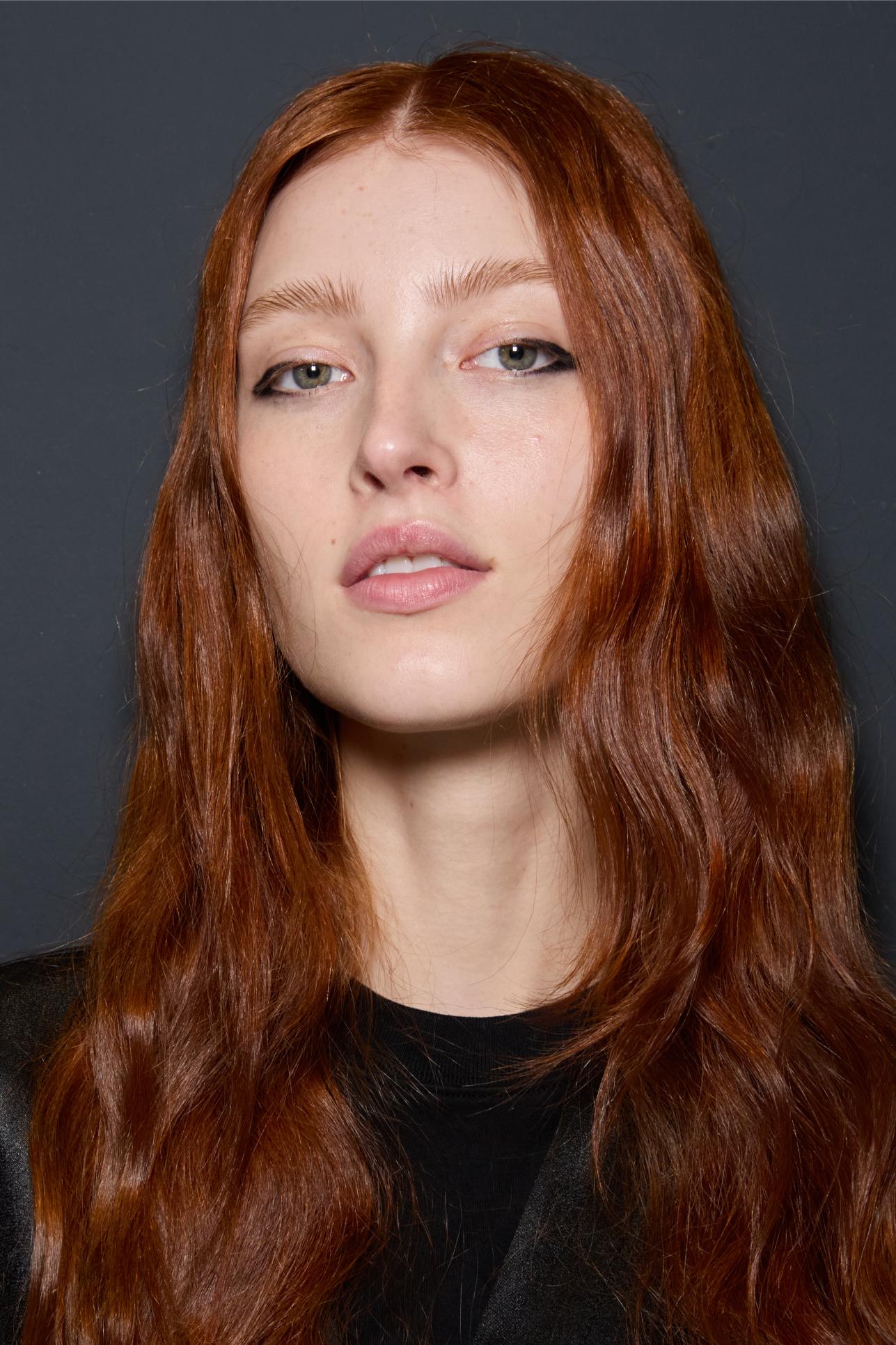 تقصف أطراف الشعر تُخبركِ على أمراض الجهاز الهضمي