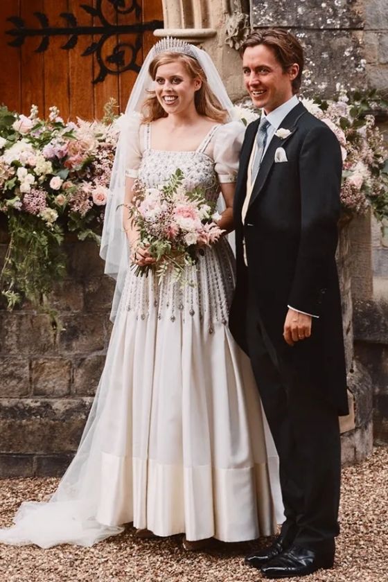 تقليد إقامة حفلات الزفاف في الظهيرة