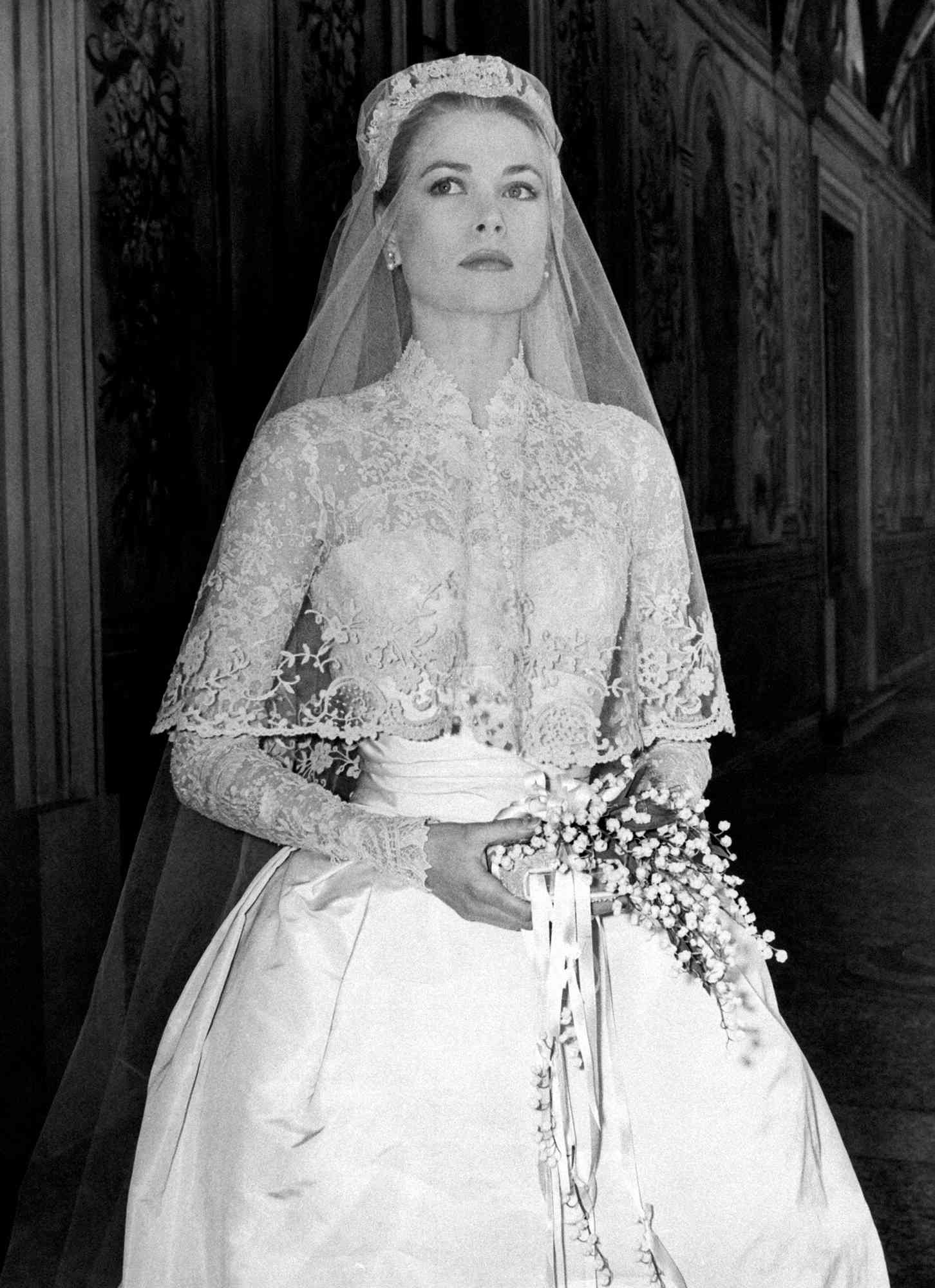 تقليد استخدام أو إضافة تقليد عائلي لزهور حفل الزفاف