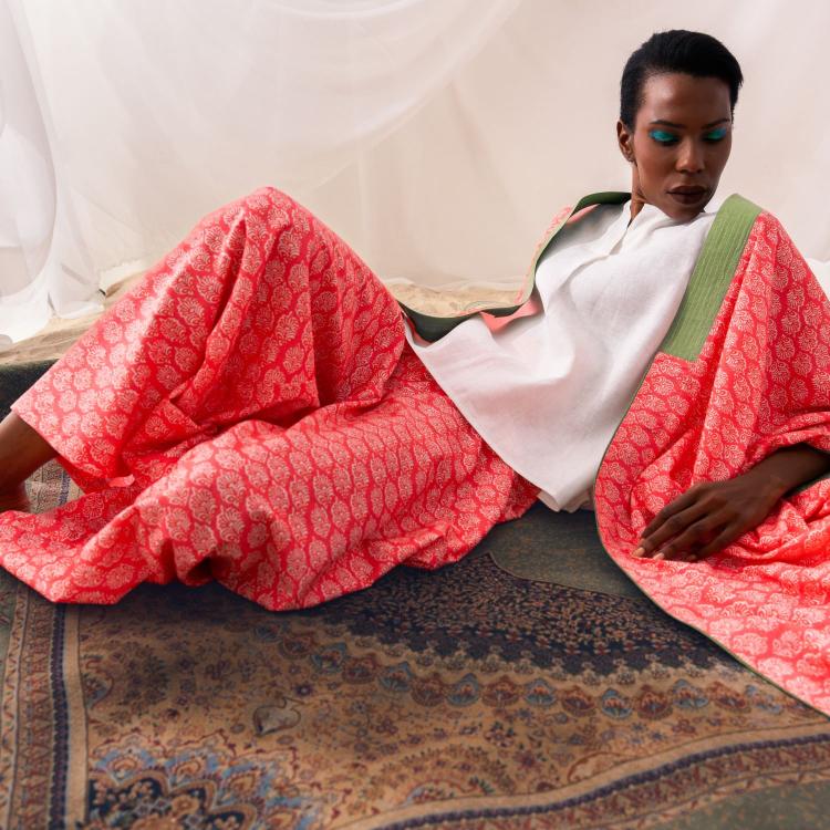 تقوم العلامة على معايير إنسانية قبل أن تكون مادية