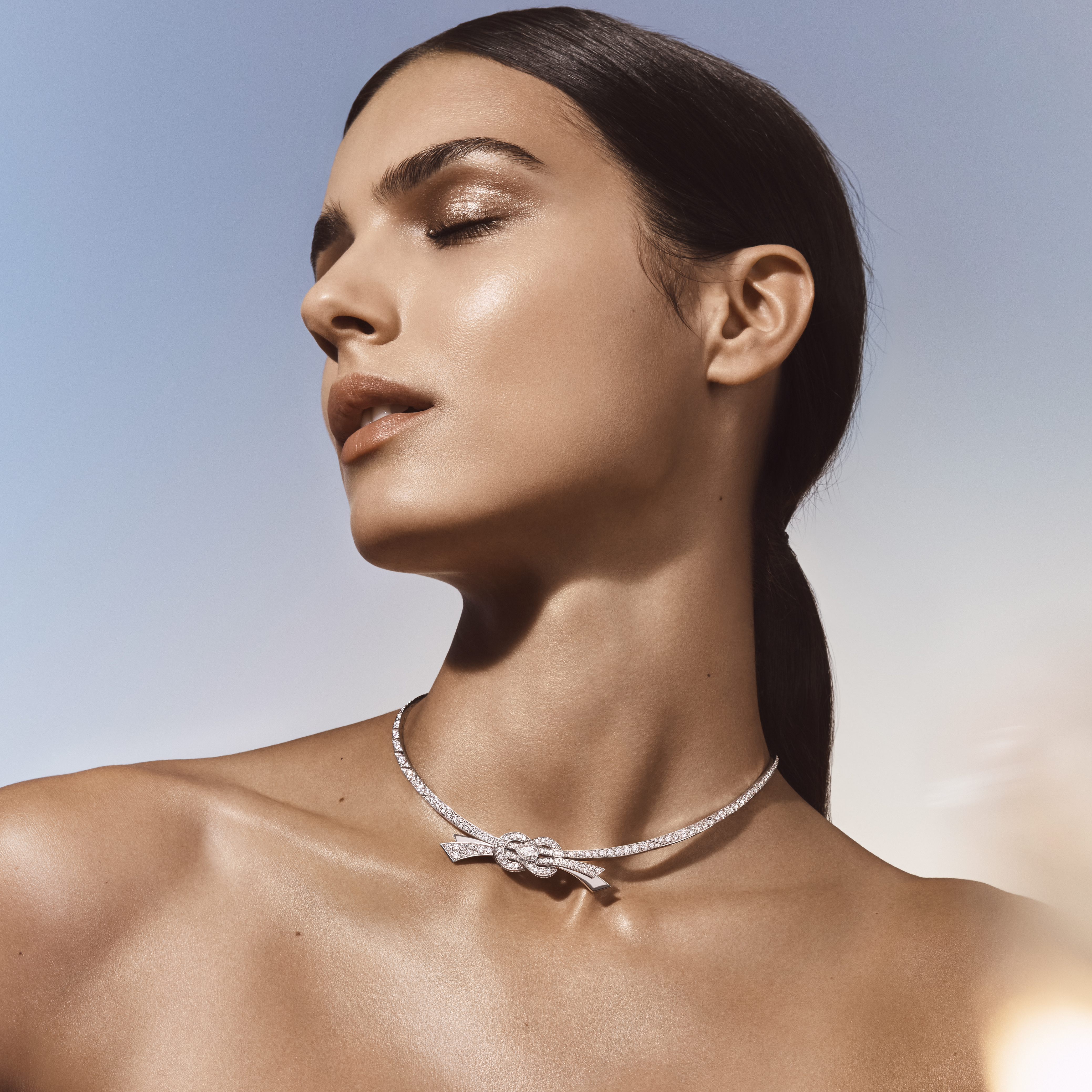 تكتسي مجموعة Chance Infinie بوهج الألماس