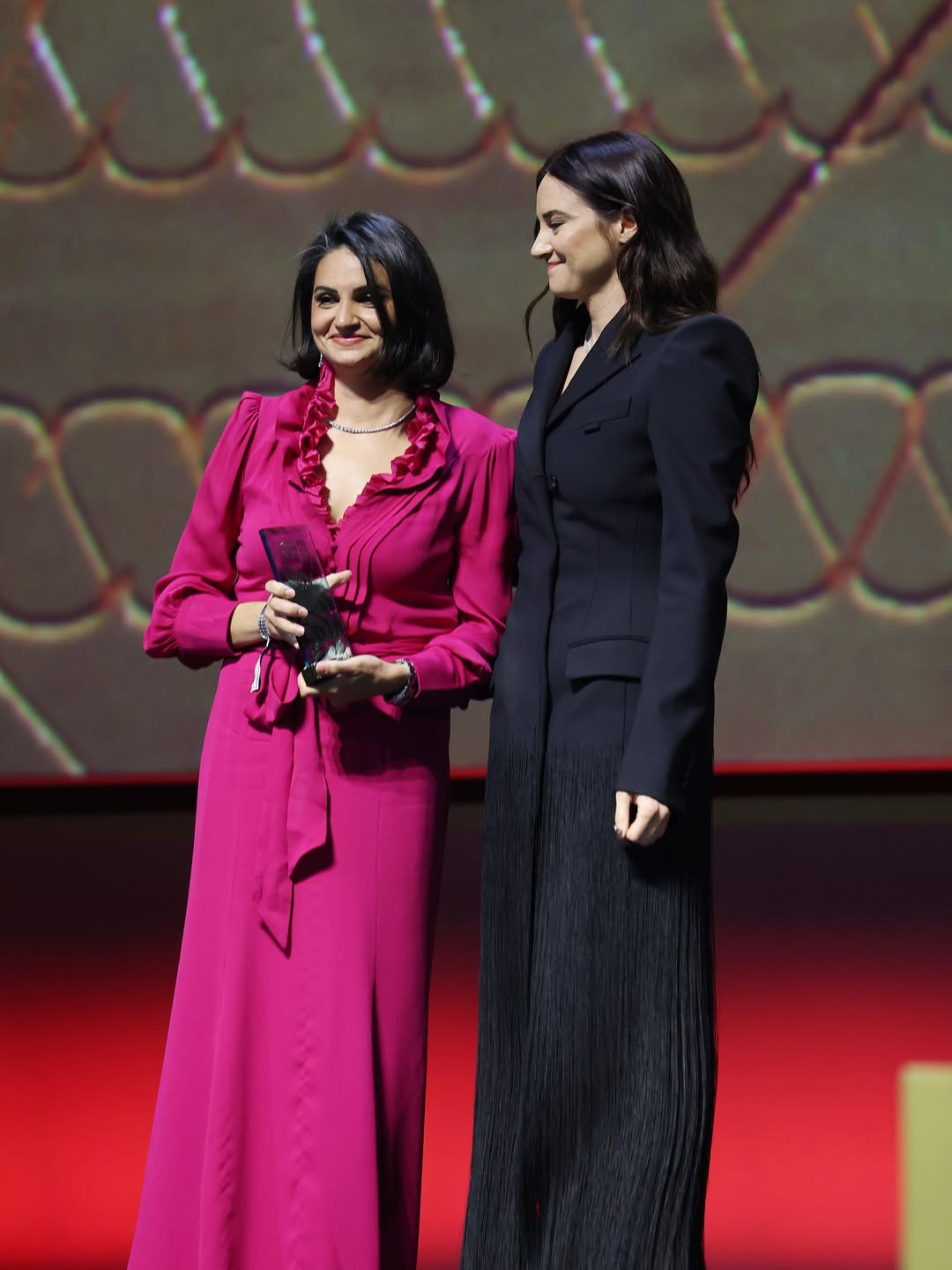 تكريم الممثلة والمخرجة السعودية عهد كامل