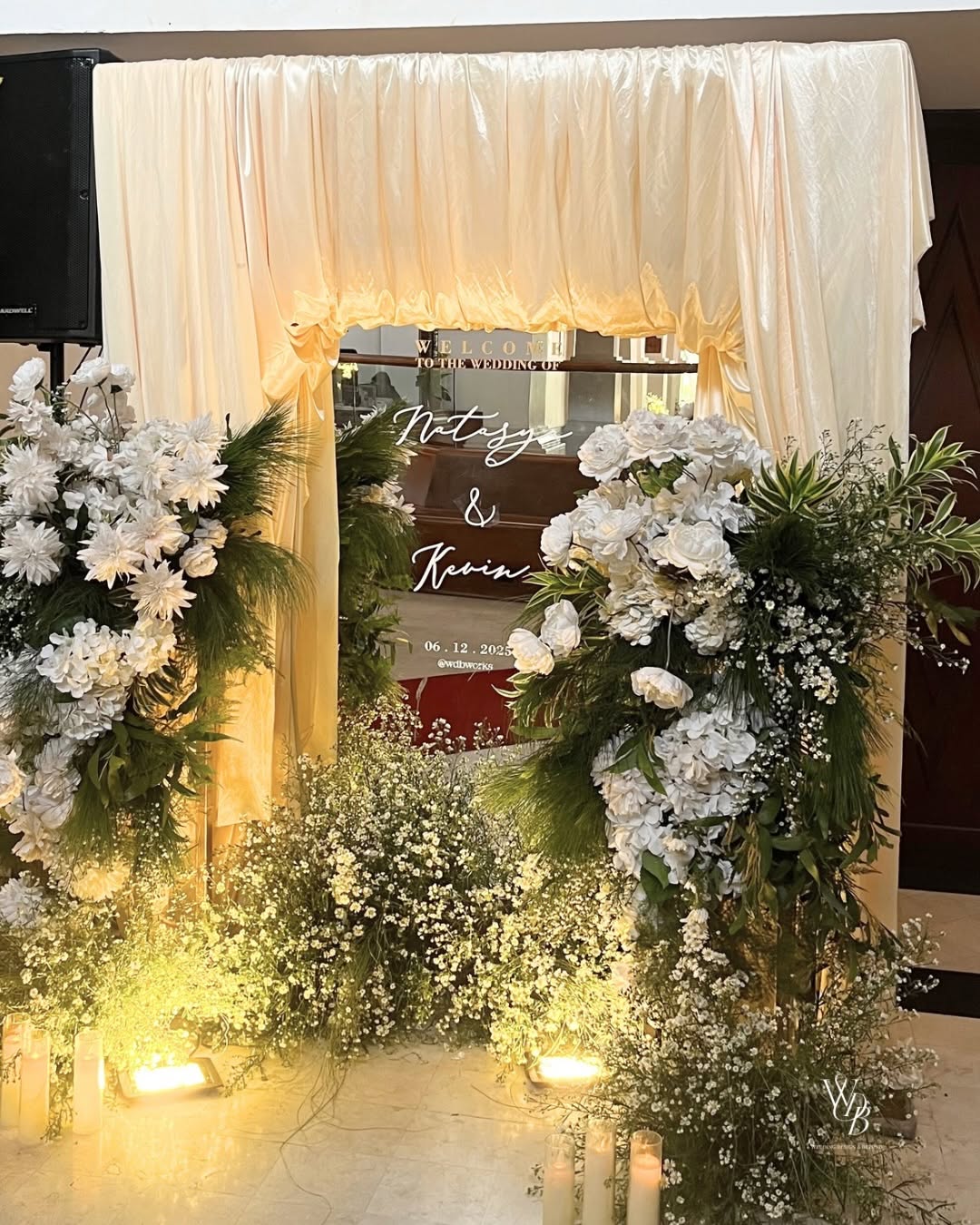 تناغم العاجي مع الأخضر- wdbworks_الصورة من