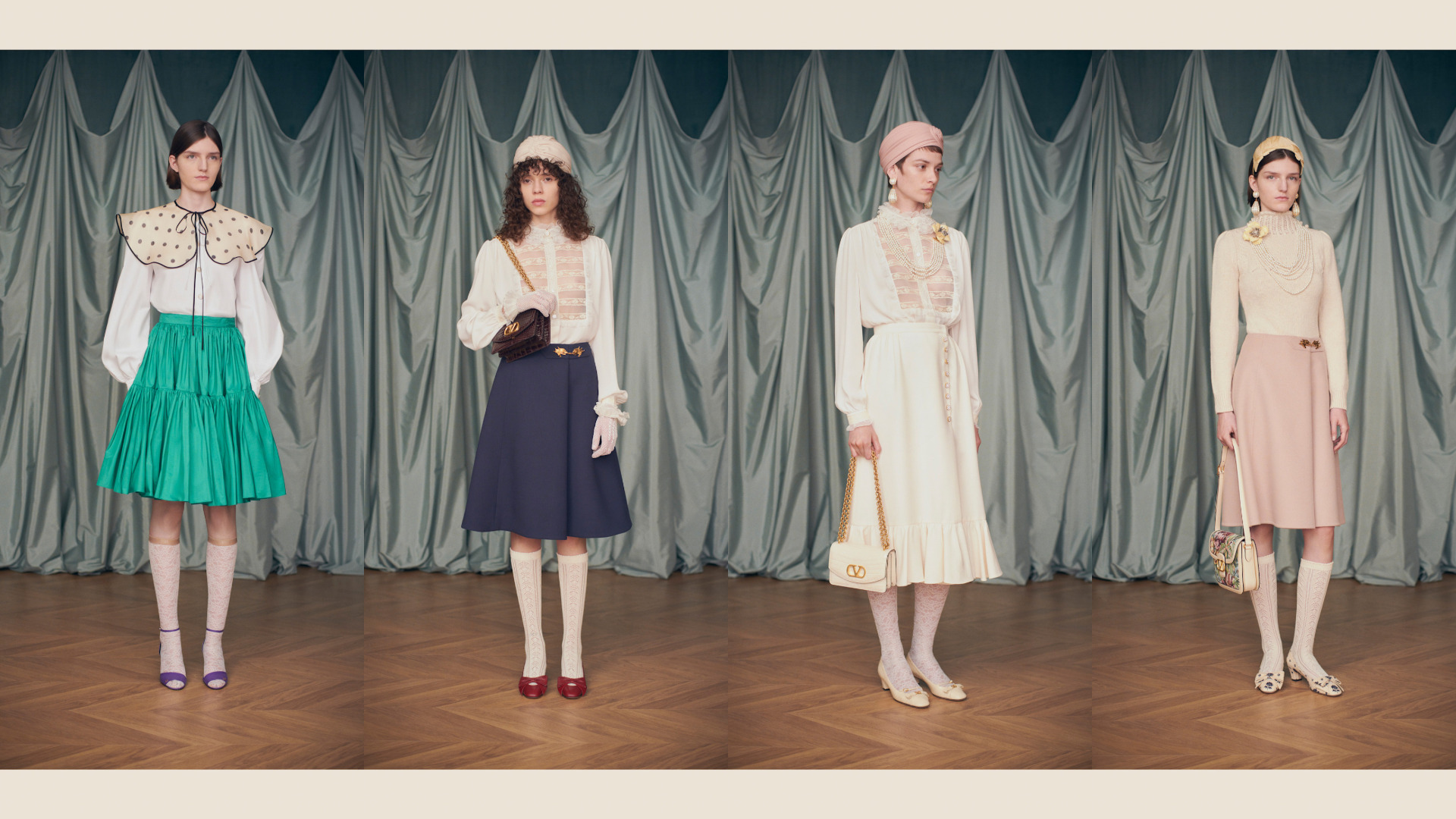 تنانير أنيقة ومريحة من ‏Valentino