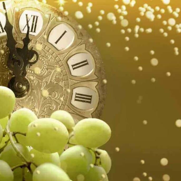 تناول 12 حبة عنب