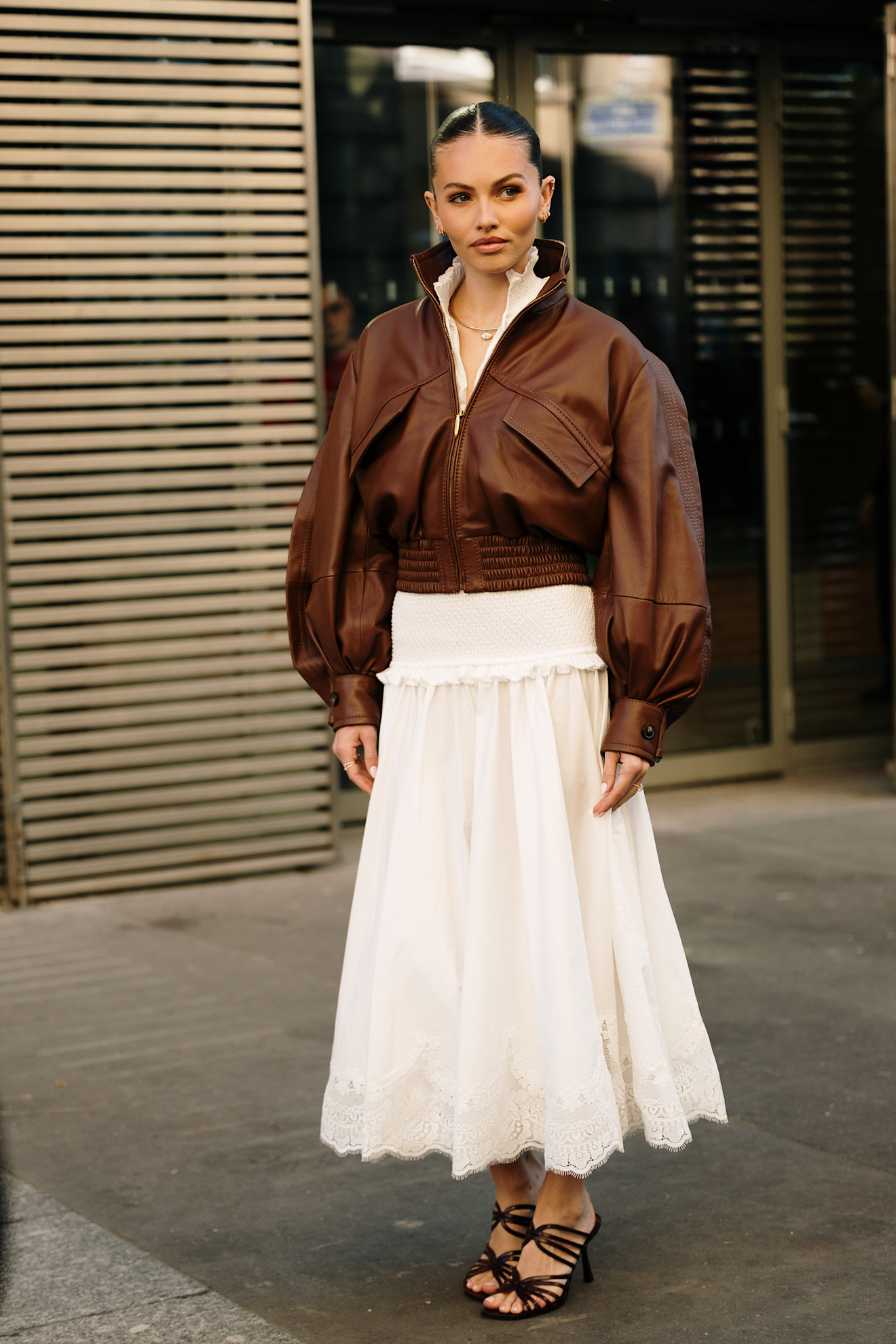 تنسيق أنيق من شوارع باريس