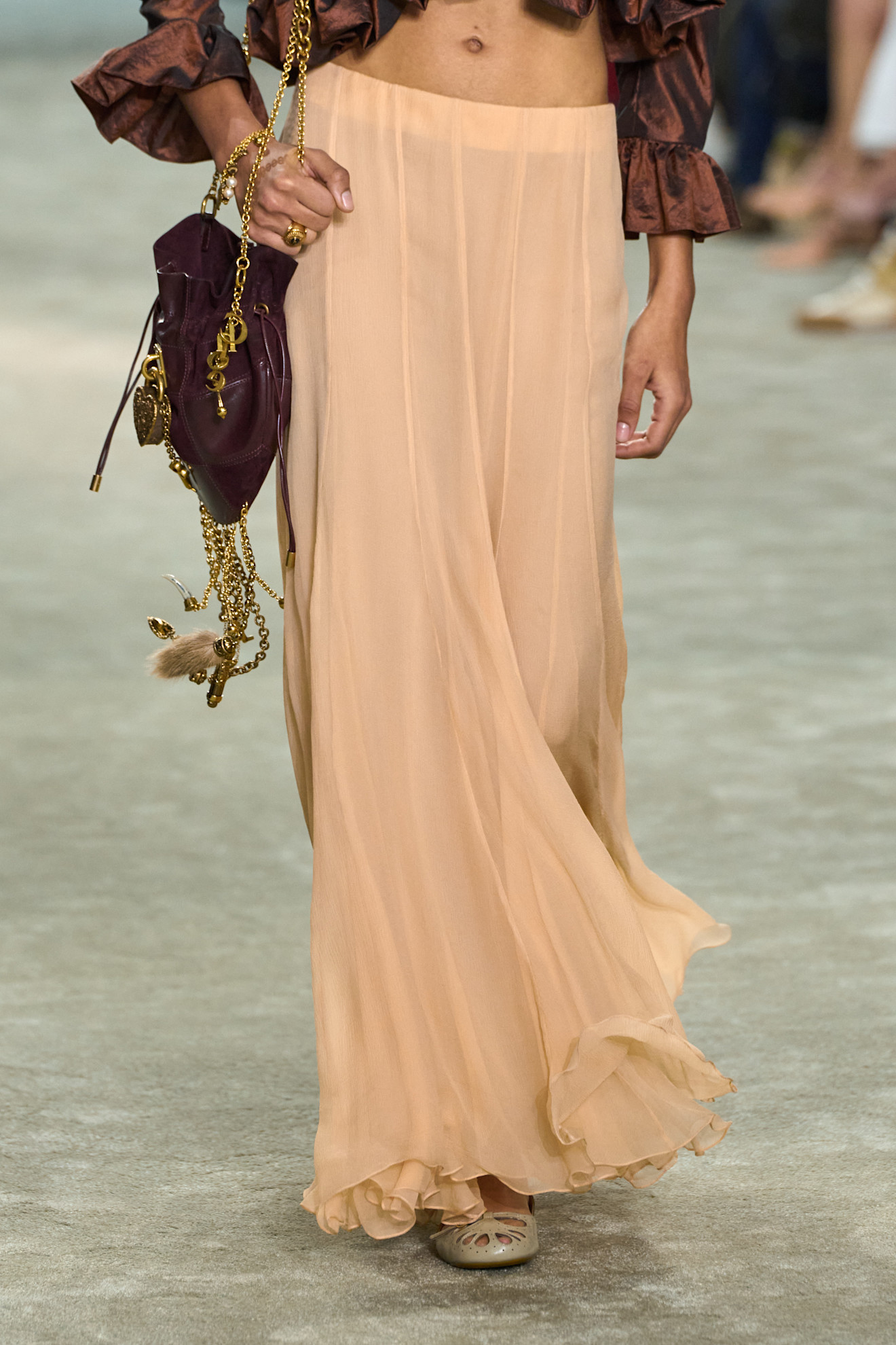تنورة انسيابية من Chloe