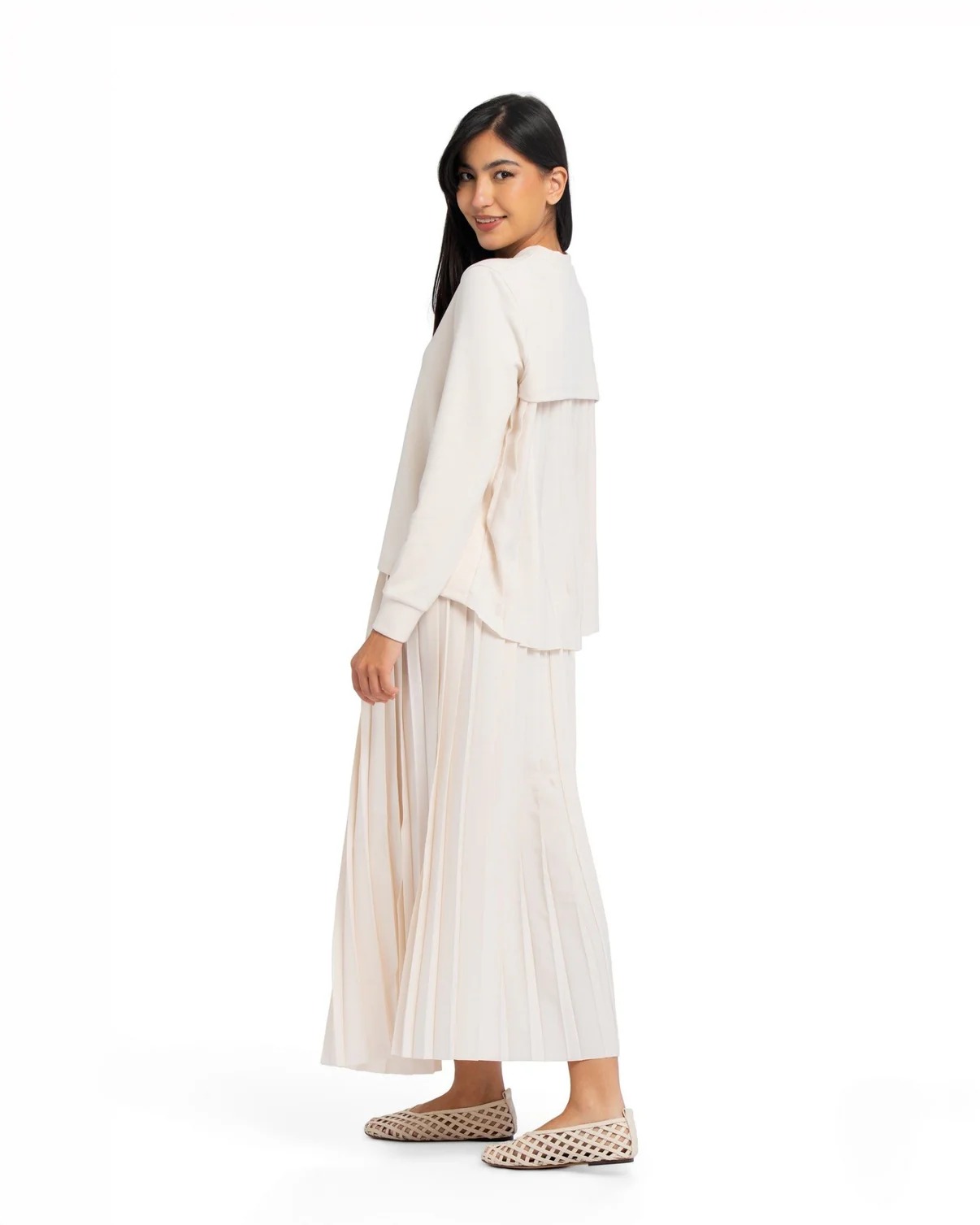 تنورة Summer Pleats من مجموعة كياني الصيفية