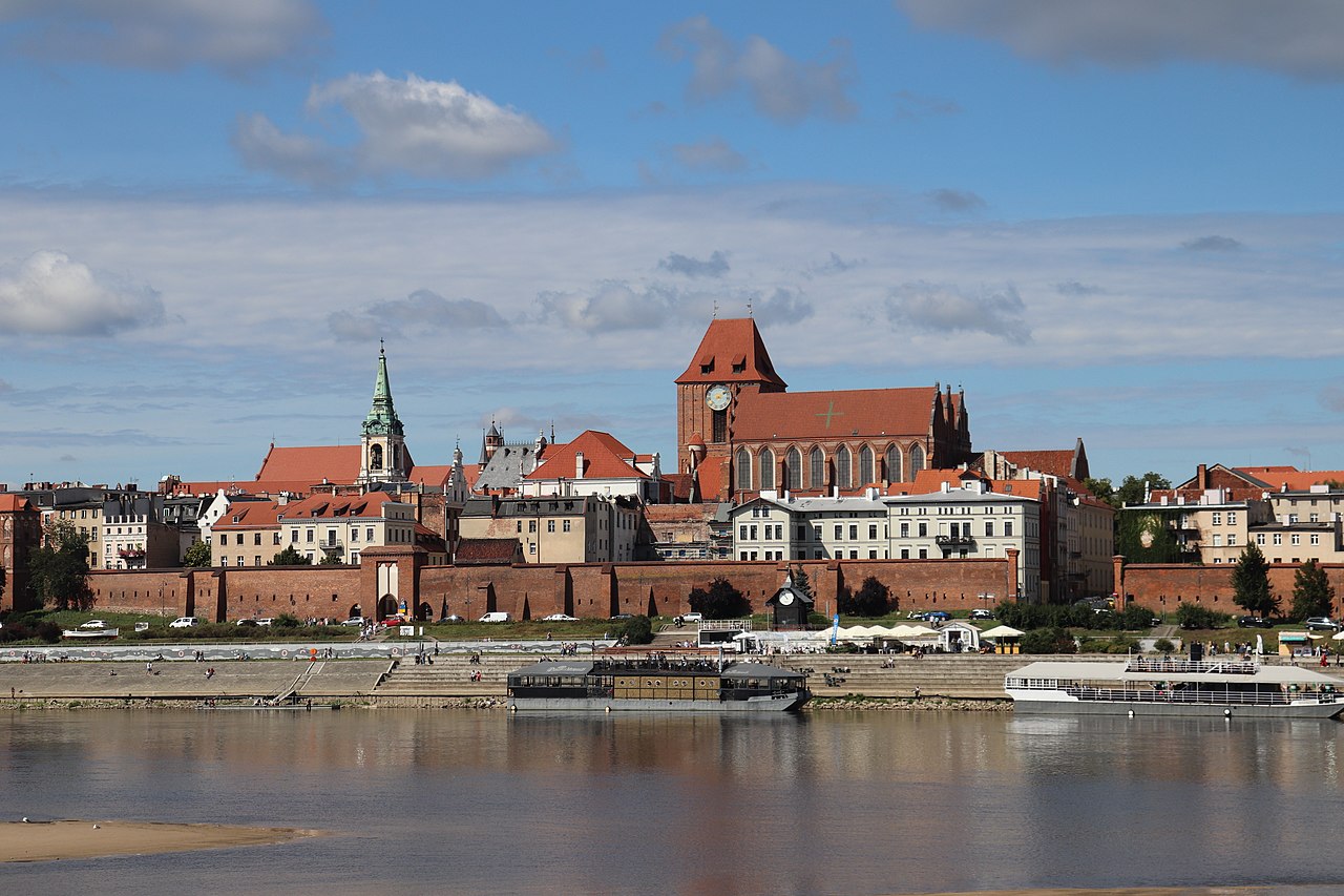 تورون بواسطة Andrzej Otrębski.jpg