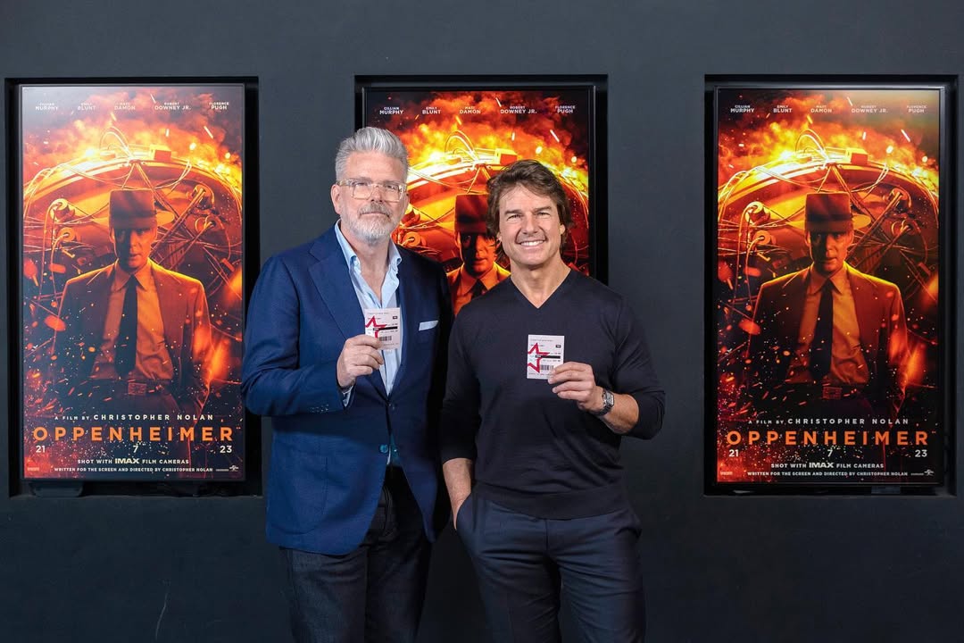 توم كروز يحضر أفلام منافسيه