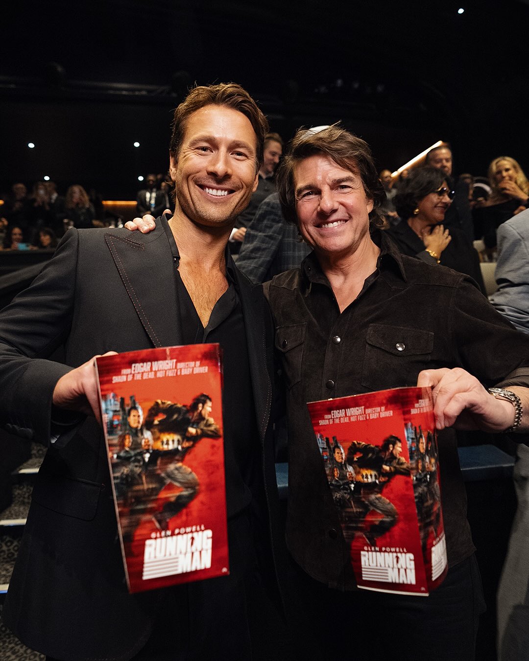 توم كروز يواصل دعمه لصديقه في عروض أفلامه