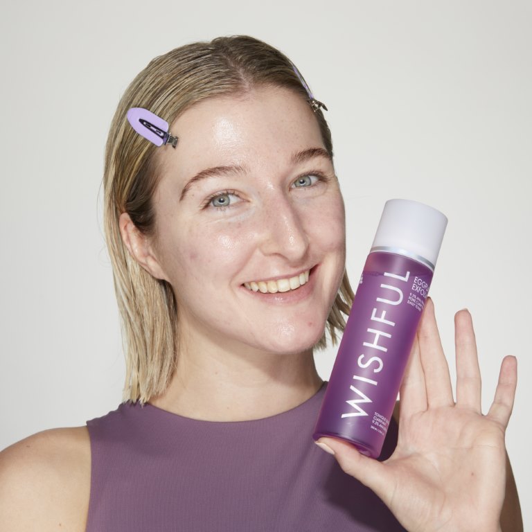 تونر بتركيبة معززة بخلاصة الباذنجان من علامة WISHFUL للعناية بالبشرة